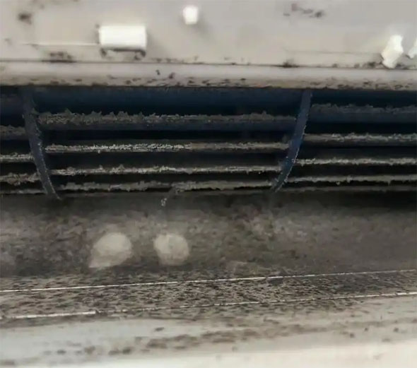 晋城市空调吹的风有股烧焦味是怎么回事